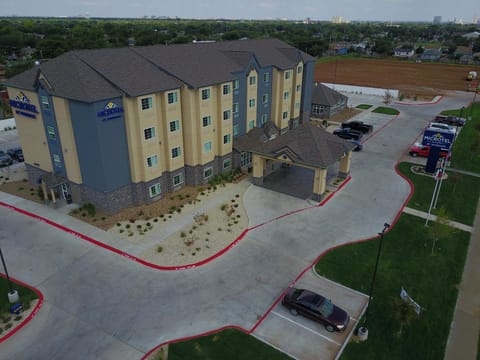 Microtel Inn & Suites by Wyndham Lubbock Hotel in Lubbock