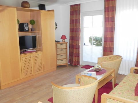 TV and multimedia, Living room, Photo of the whole room, Seating area