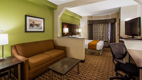 Best Western Knoxville Suites - Downtown Hotel in Knoxville
