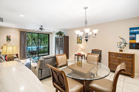 Ground-Floor Unit in Front of Lazy River Pool at Pacifico in Coco Apartment in Coco