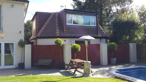 Beautiful Detached 1 bedroom Apartment Appartement in Sidcup
