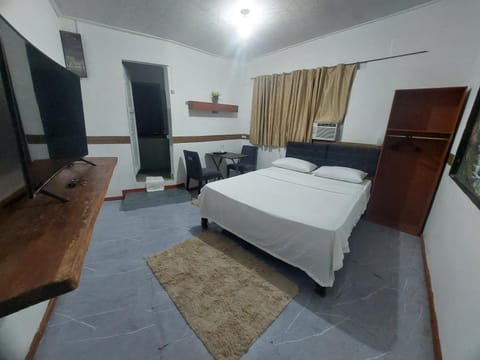 Larmar bed and breakfast Vacation rental in Puerto Princesa