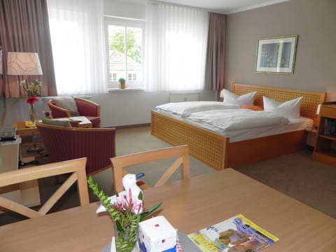 Living room, Photo of the whole room, Dining area, Bedroom