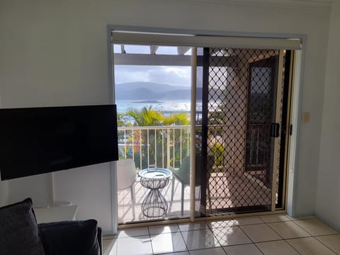 Airlie Apartments Aparthotel in Airlie Beach