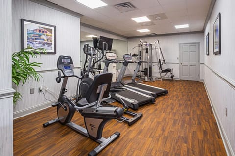 Quality Inn & Suites Greenville - Haywood Mall Hotel in Greenville