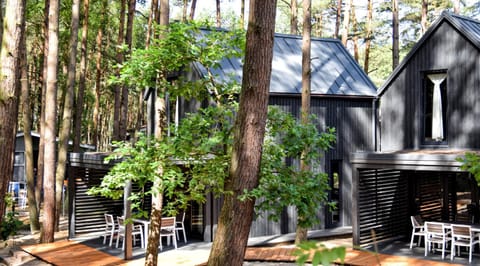 Property building, Balcony/Terrace