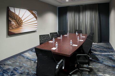 Meeting/conference room