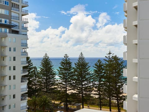 Horizons Holiday Apartments - OFFICIAL Apartment hotel in Burleigh Heads