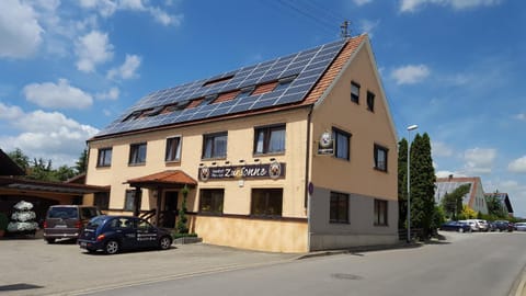 Property building, Facade/entrance