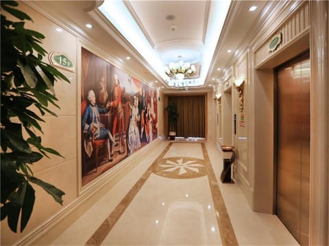 Vienna International Hotel Yantai Changjiang Road Xingyi Square Branch Hotel in Shandong