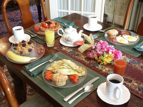 Decorative detail, Street view, Breakfast