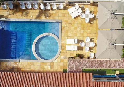 Bird's eye view, Swimming pool