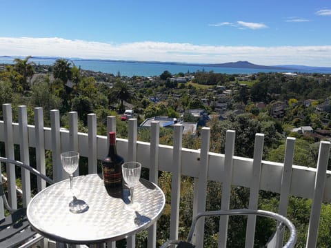 Balcony/Terrace, Landmark view, Mountain view, Sea view