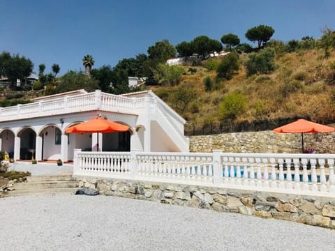 Casa los Almendros House in Axarquía