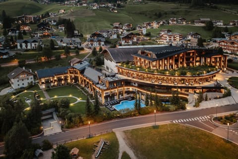 Granbaita Dolomites Hotel in Sëlva