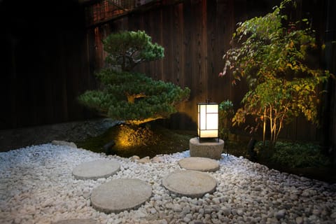 Hosta Umekoji Akari House in Kyoto