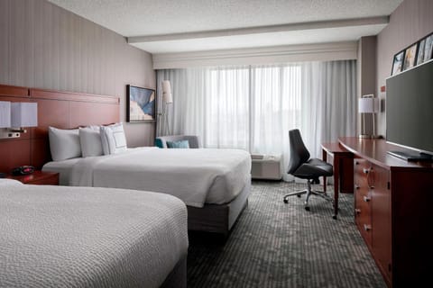 Courtyard by Marriott Denver Airport Hotel in Commerce City