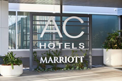AC Hotel by Marriott Pleasanton Hotel in Dublin