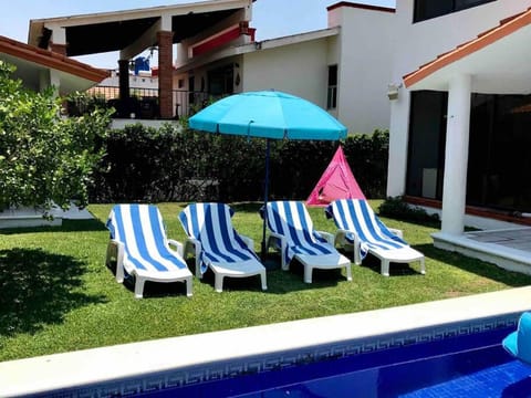 Lomas de Cocoyoc , Family- Friendly House in State of Morelos