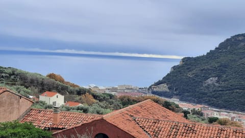 Casa Vacanze Mombrino House in Finale Ligure