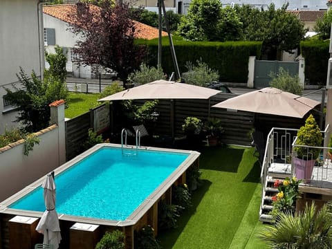 Garden, Swimming pool