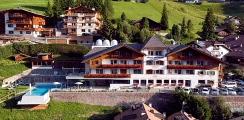 Hotel Interski Hotel in Sëlva