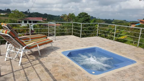 Hot Tub, Balcony/Terrace, Spa and wellness centre/facilities, On site