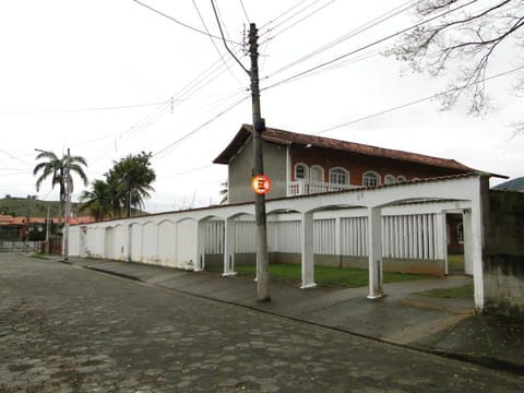 Pousada Tannenhoff Caraguatatuba Inn in Caraguatatuba