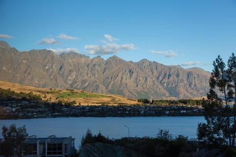 Panorama Terrace Apartments - Element Escapes Condo in Queenstown