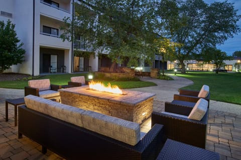 Courtyard Chicago Lincolnshire Hotel in Buffalo Grove