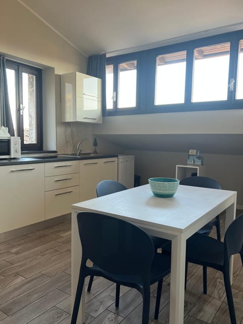 Al Lago da Lilly Apartment in Lake Garda