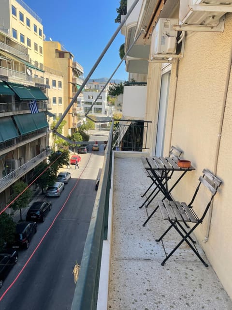 Balcony/Terrace, Street view