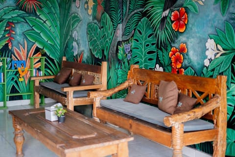 Lobby or reception, Seating area