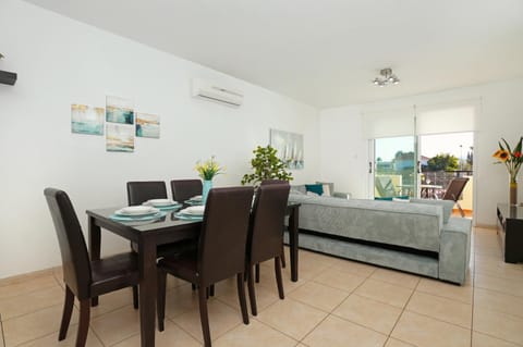 Neraida - 2Bed Apart walk to Kalamies Beach Apartment in Paralimni