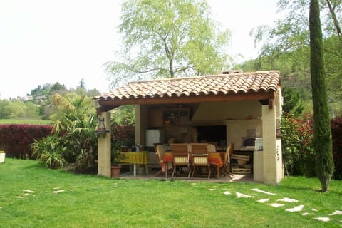 Patio, Facade/entrance, BBQ facilities, Garden, Garden view, Internal: Not applicable to any particular room