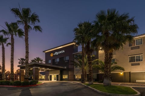 La Quinta Inn & Suites by Wyndham Las Vegas Nellis Hôtel in North Las Vegas