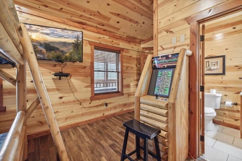 Splash Mountain Lodge Apartment in Pigeon Forge