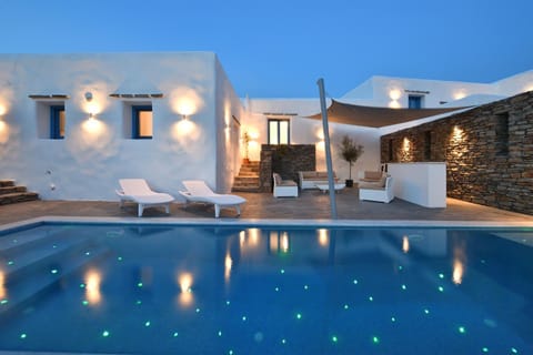 Sun set in krios Apartment in Paros, Greece