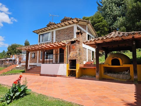 Rancho Nuevo - Ecoturismo - Cascadas la Periquera House in Cundinamarca, Colombia