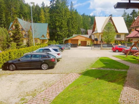 Biały Dworek Bed and Breakfast in Zakopane