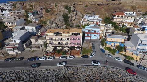 On The Rocks Hotel in Palaiochora