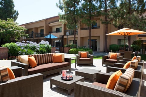 Courtyard by Marriott Pleasanton Hotel in Pleasanton