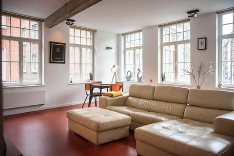 The Industria - Stylish in Historical Center Condo in Antwerp