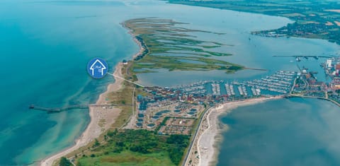 Ostsee - Reetdachhaus Nr 40 "Utkiek" im Strand Resort House in Heiligenhafen