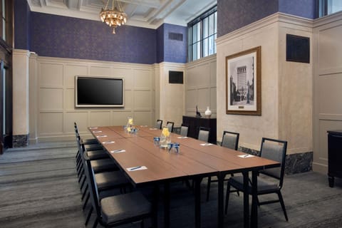 Meeting/conference room