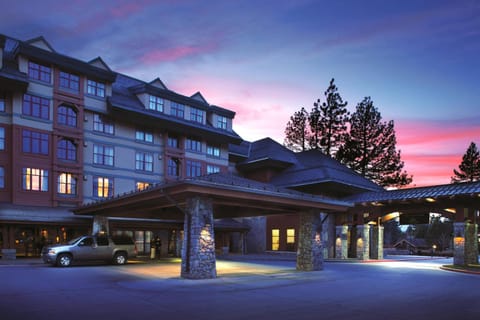 Marriott's Timber Lodge Hotel in South Lake Tahoe