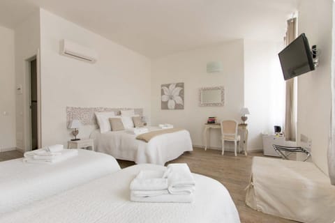 Affittacamere Casa Dane' Bed and Breakfast in La Spezia