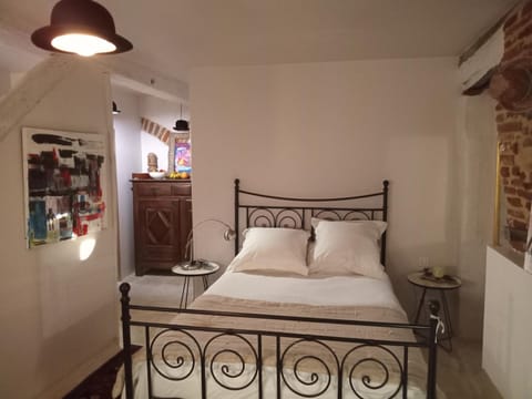 Comfort and fab views Bed and Breakfast in Albi