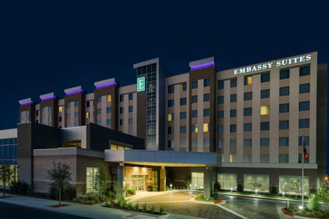Embassy Suites By Hilton College Station Hotel in College Station