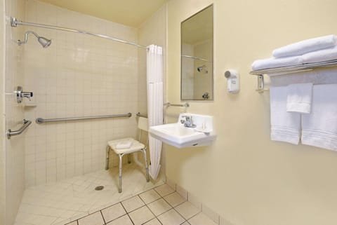 Bathroom, Photo of the whole room, On site